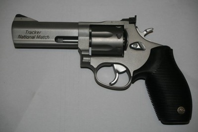 TAURUS 627 TRACKER NATIONAL MATCH 4'' 357 MAG 